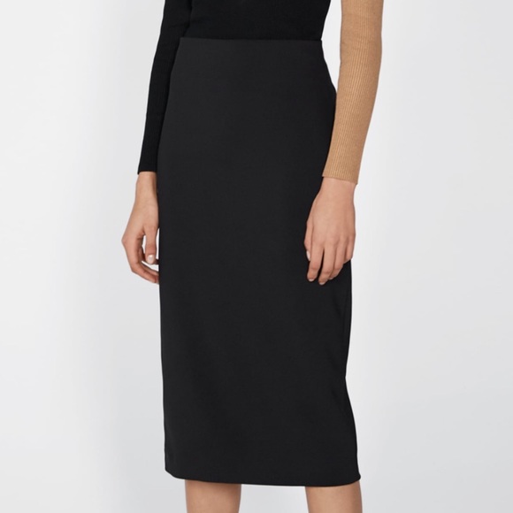 Zara Dresses & Skirts - NWT ZARA PENCIL SKIRT SIZE XS